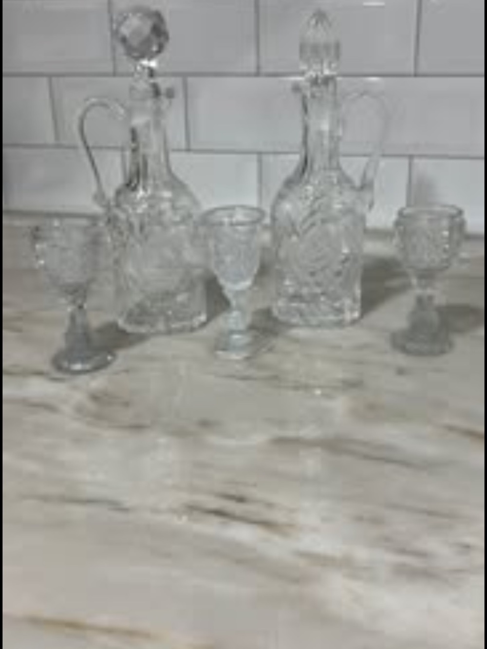 Anchor hocking press glass cruets